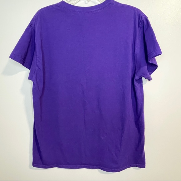 GILDAN Crown Royal  Purple Tee Adult L - Picture 2 of 3
